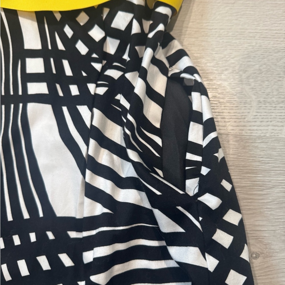 NWT Spense | Black & White Abstract Print Dress | Size 14 - Picture 3 of 5